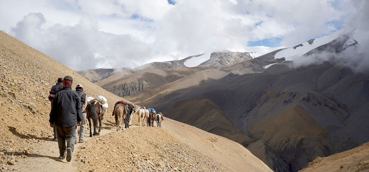 दामोदरकुण्डको यात्रा