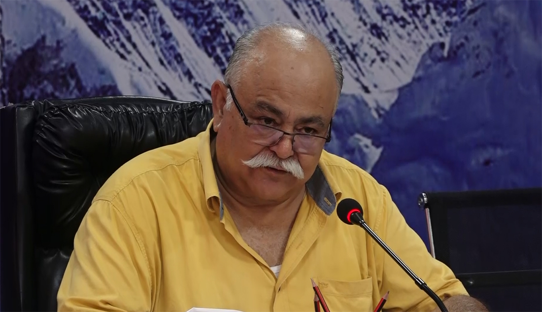 कमल थापा भेट्न पुगेका सांसद दीपक सिंहलाई प्रहरीले भित्र थुनिदियो