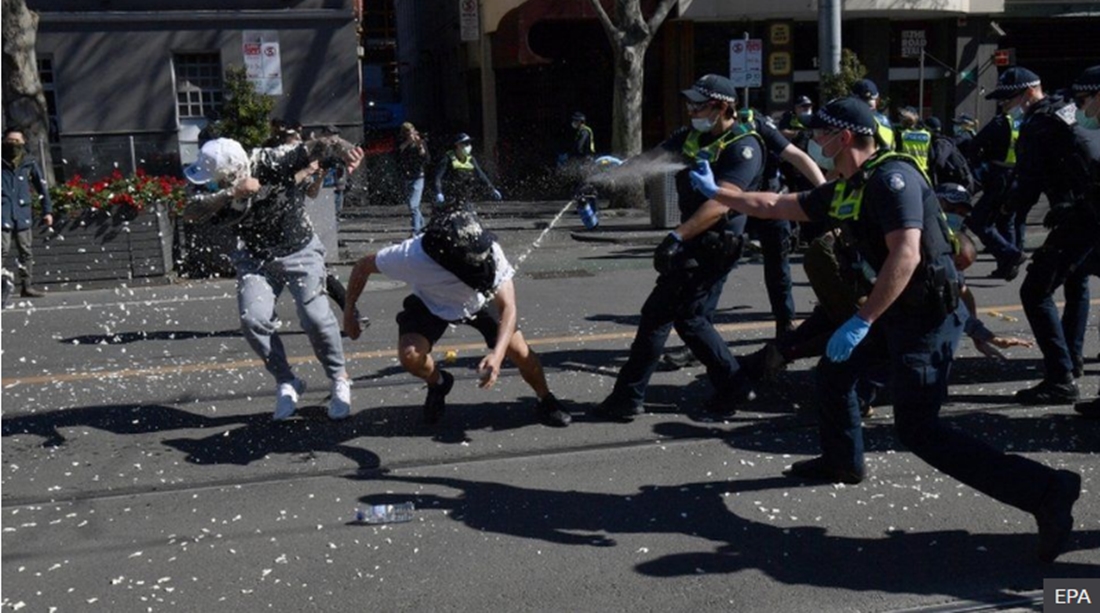 ‘लकडाउन’विरुद्ध प्रदर्शन गर्दा अष्ट्रेलियामा सयौँ गिरफ्तार