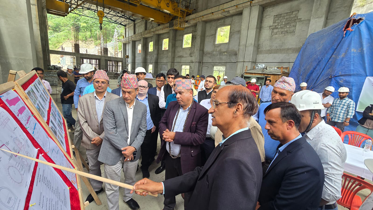 कोहलपुर–सुर्खेत प्रसारणलाइनको अवरोध तत्काल हटाउन निर्देशन