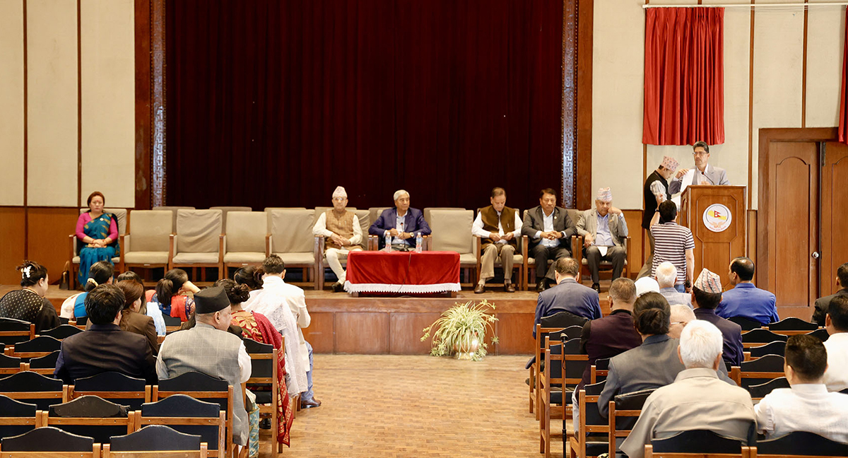 सरकारको कार्यशैलीप्रति सांसद असन्तुष्ट, ‘गठबन्धन परिवर्तन पक्षमा छैन कांग्रेस’
