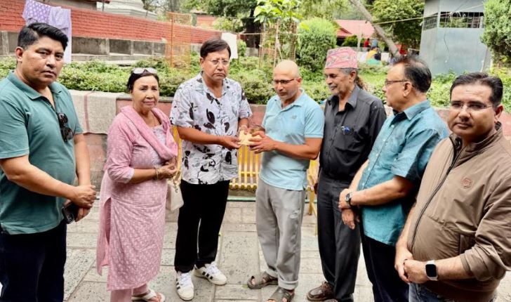 घनश्याम गौतमको परिवारलाई बोर्डको आर्थिक सहयोग