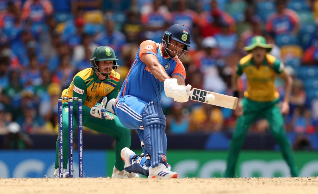विश्वकप फाइनलमा भारतले दक्षिण अफ्रिकालाई दियो १७७ रनको लक्ष्य