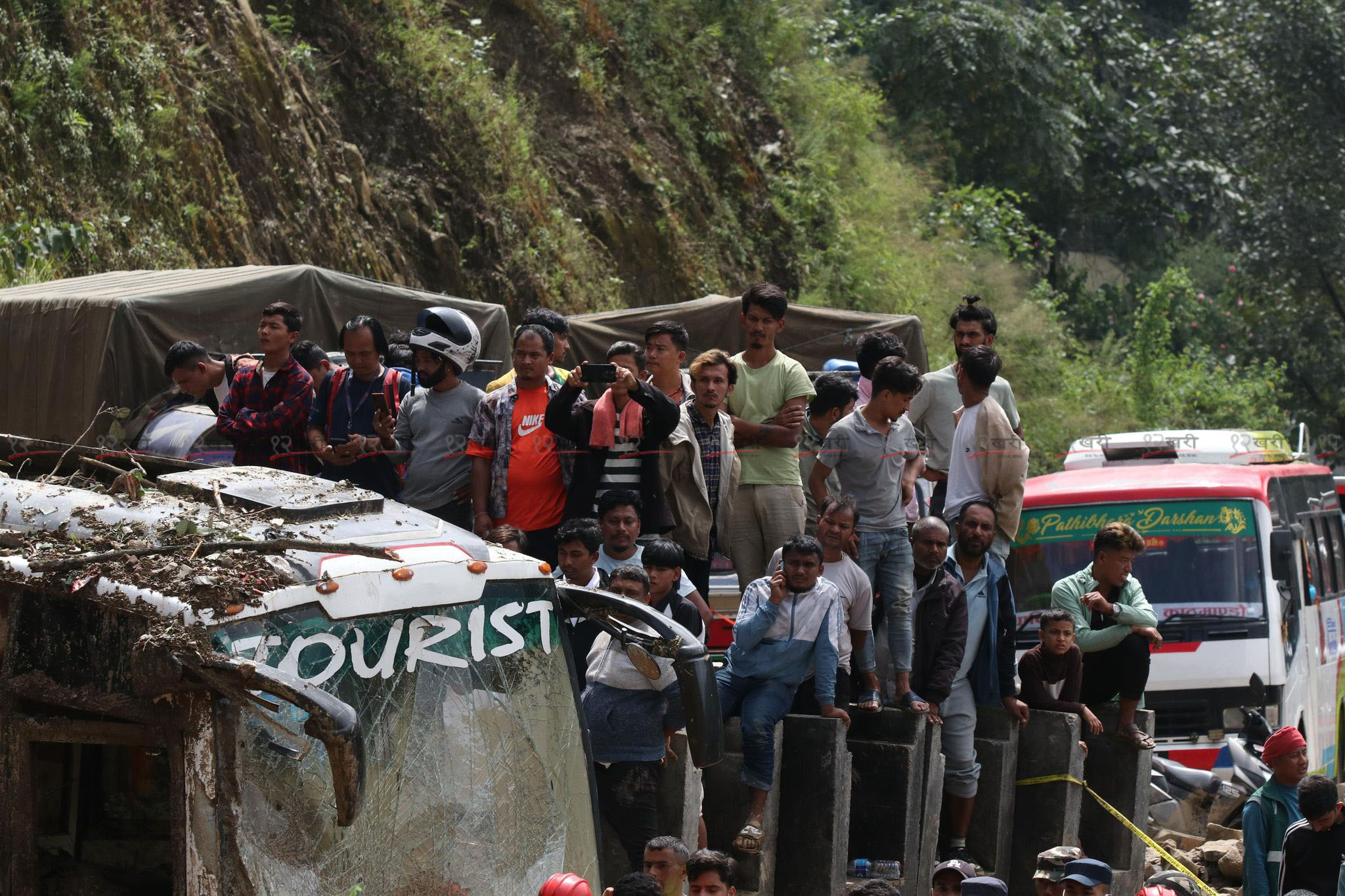 बाढीपहिरोबाट सार्वजनिक यातायातमा ७३ करोडको क्षति