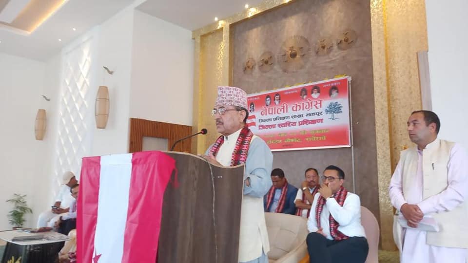 'ओलीतन्त्र'विरुद्ध लड्न गठबन्धन गरिएको हो : पूर्णबहादुर खड्का