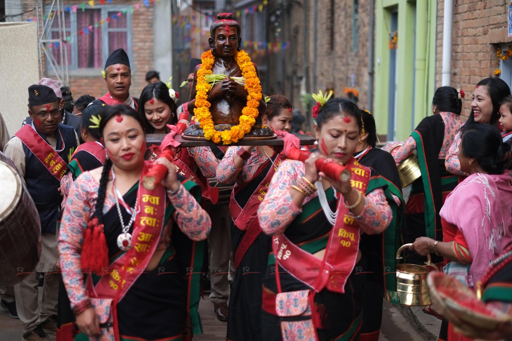 नेपाल संवत् ११४५ को अवसरमा भिन्तुना र्‍याली (तस्बिरहरू)