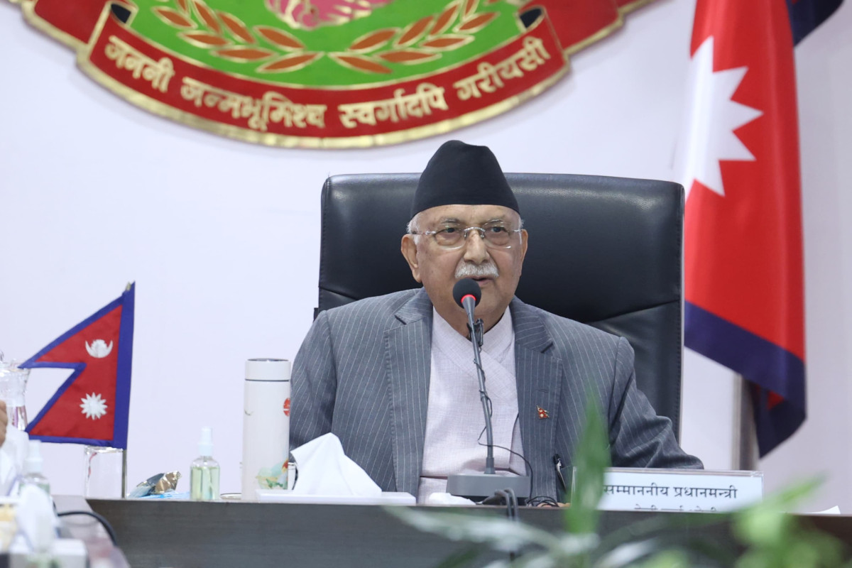 पूर्वराजालक्षित ओलीको टिप्पणी : हजुरबुबा नभए नाति त पक्कै भन्दै तमासा देखाउँछन्
