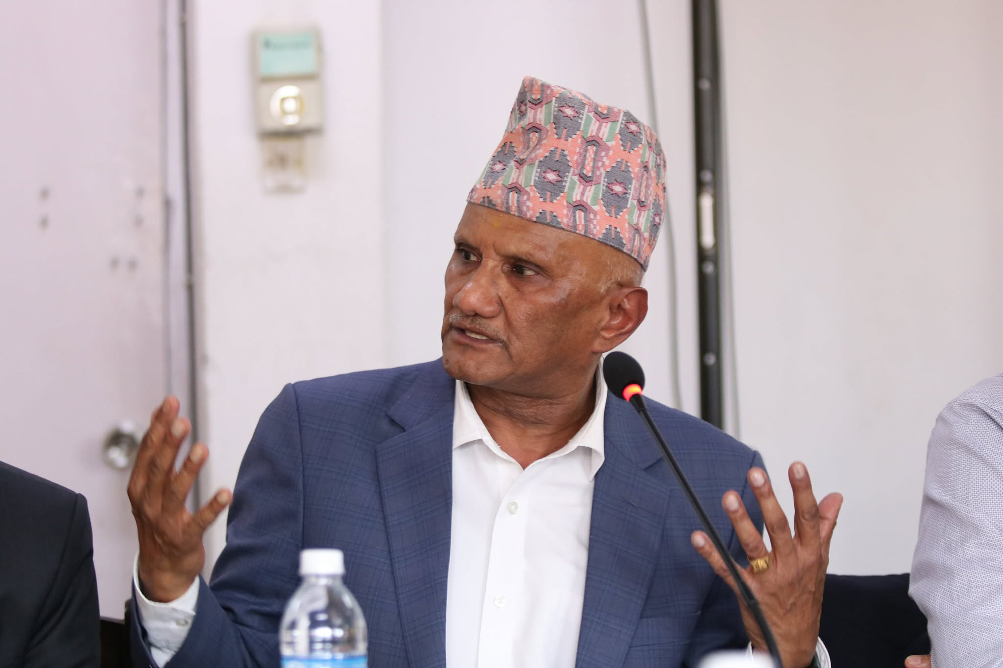 बैंकमा लगानी गरेकै आधारमा ऋण नदिने व्यवस्था ठीक छैन : पूर्वबैंकर क्षेत्री