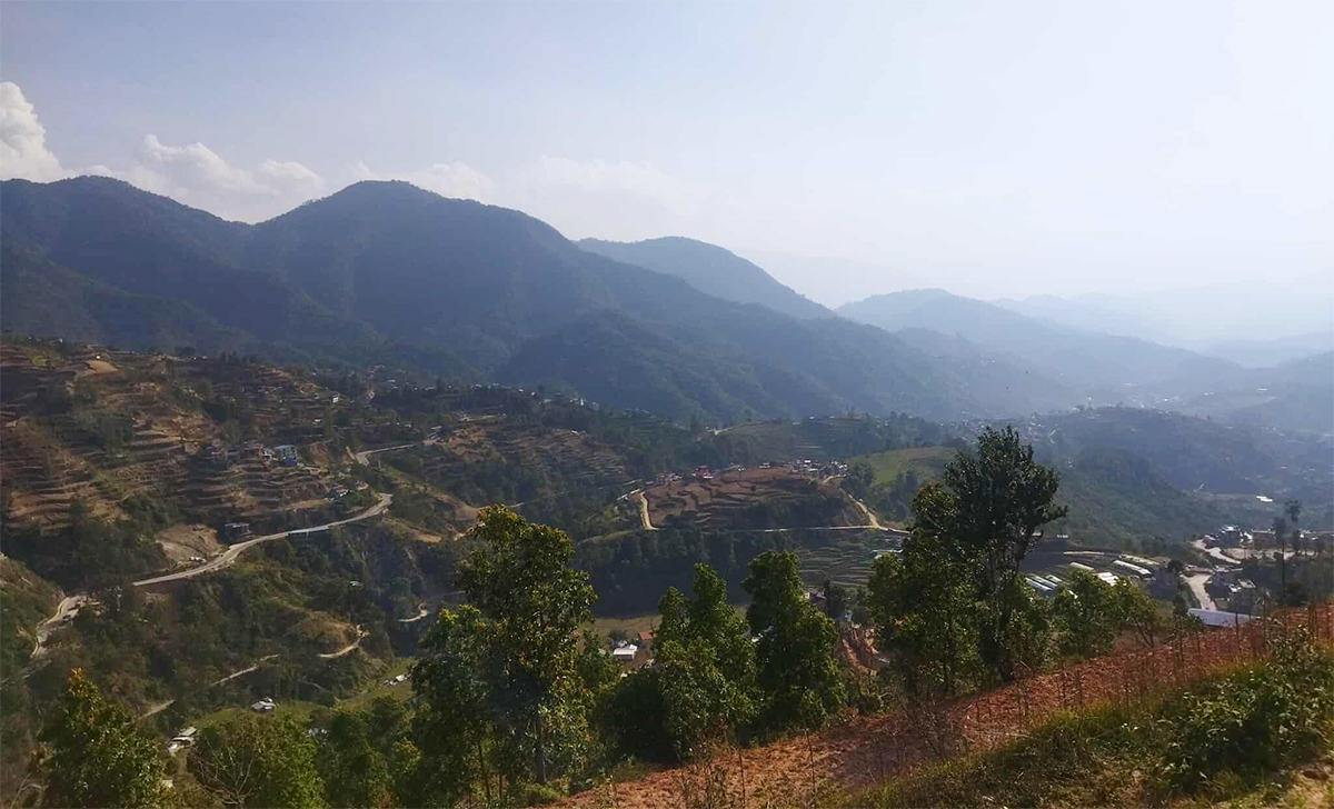 पासाङल्हामु सडक २० मिटर भत्कियो, फर्पिङ–हात्तीगौँडा बाटो असार २५ सम्म बन्द