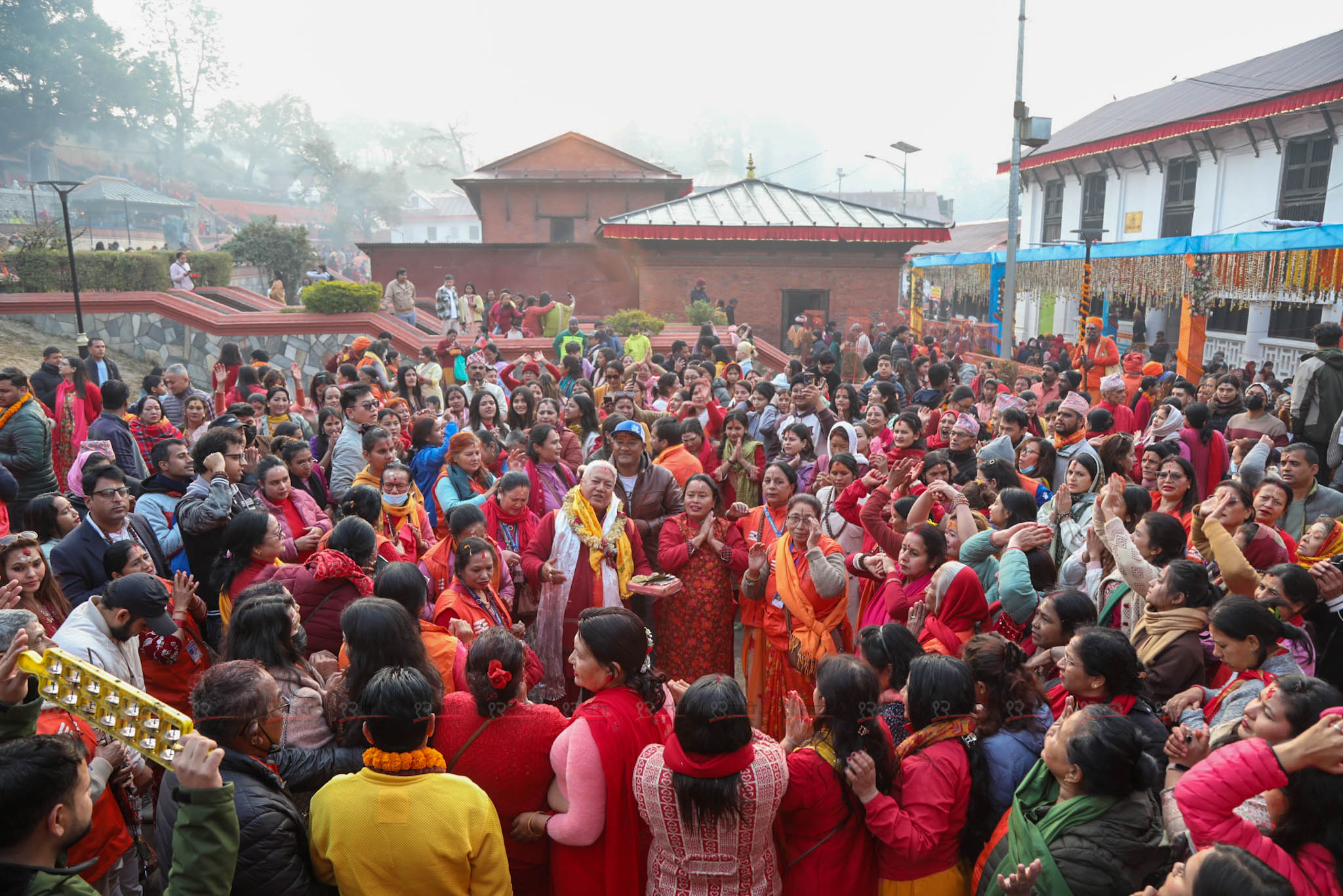 महाशिवरात्रि : बिहान १० बजेसम्म डेढ लाख दर्शनार्थीले गरे पशुपतिनाथको दर्शन