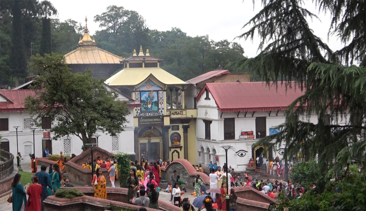 पशुपतिनाथका चारै ढोका खुला, चक्रपथमा निःशुल्क बस सेवा