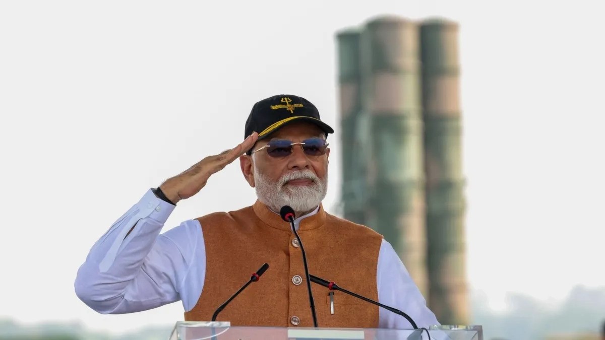 आदमपुर एयरबेस पुगेर मोदीले भने : सेनाप्रति भारत सदैव ऋणी छ