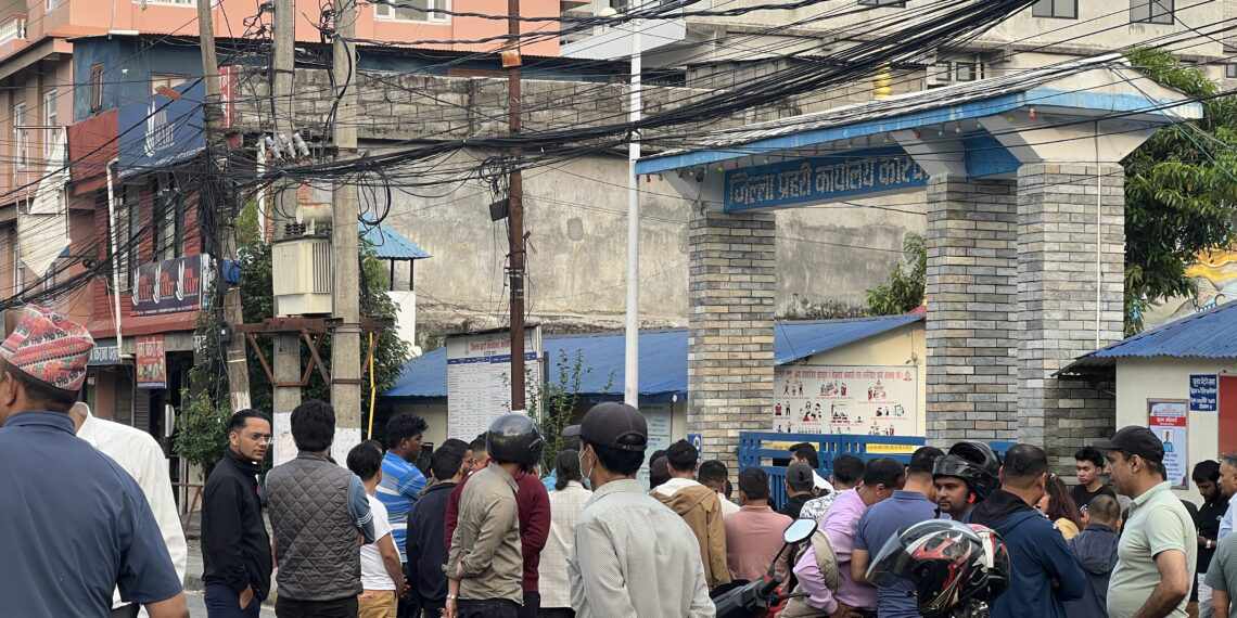 पोखरामा वडाध्यक्ष–व्यवसायीको विवाद के हो ?