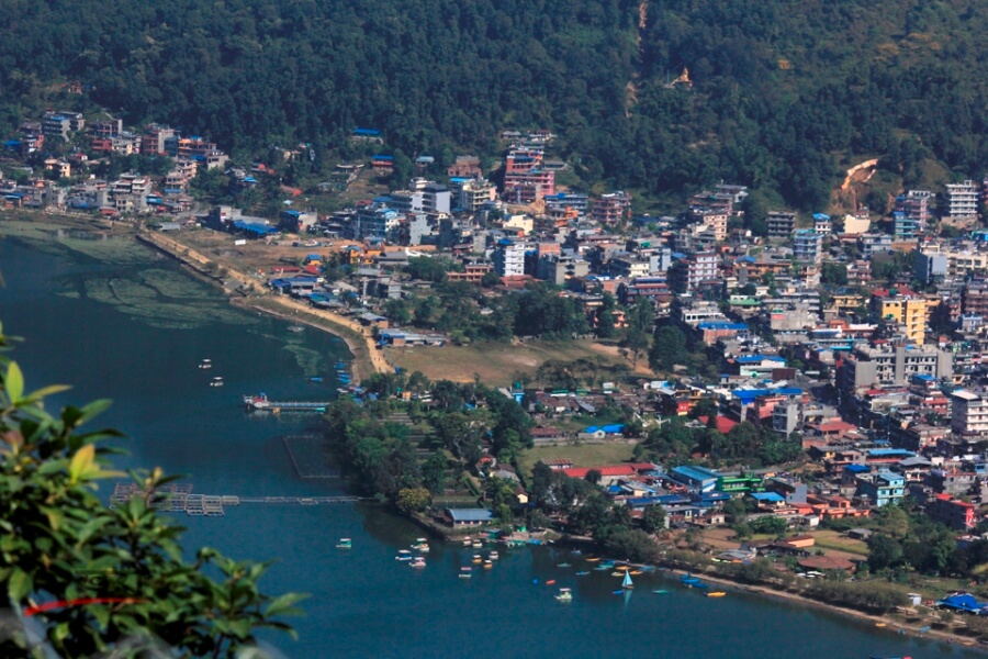 सर्वोच्चले हटाउन भनेका ३१८ अवैध संरचना जोगाउन फेवातालको मापदण्ड आधा घटाउने निर्णय