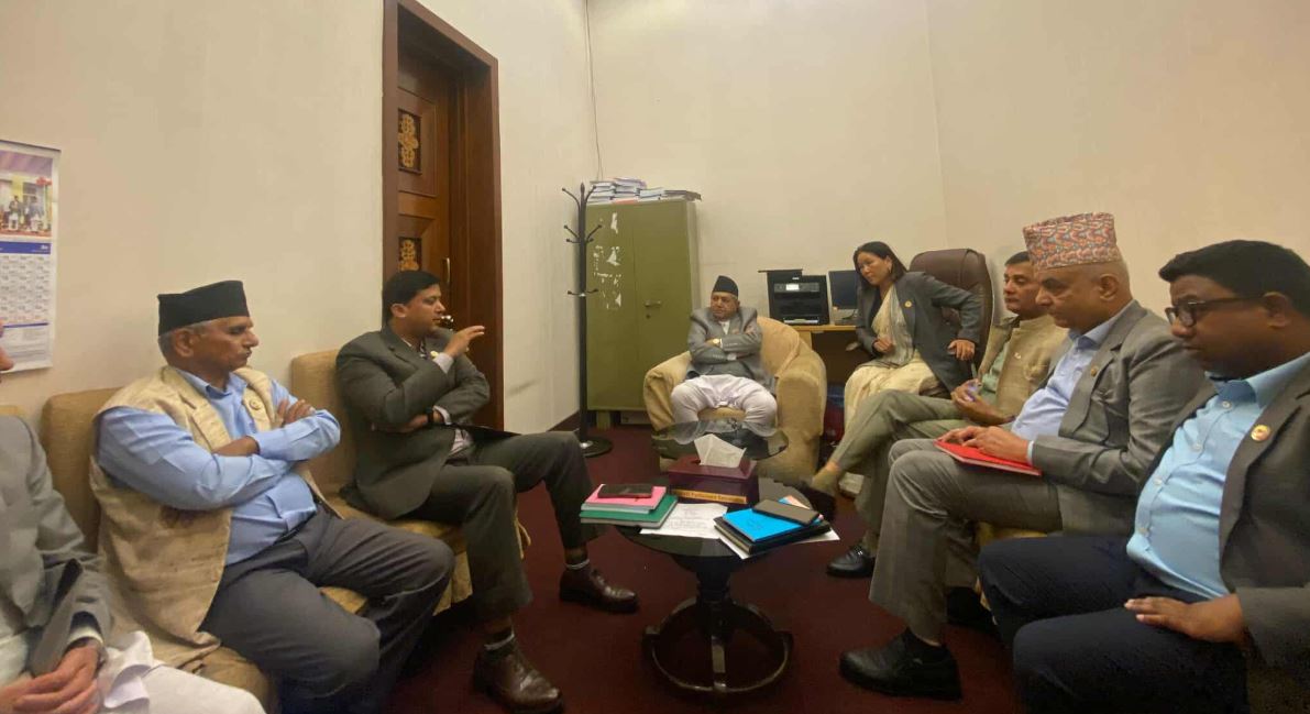विपक्षीले राखे पाँचबुँदे माग, जुटेन सहमति