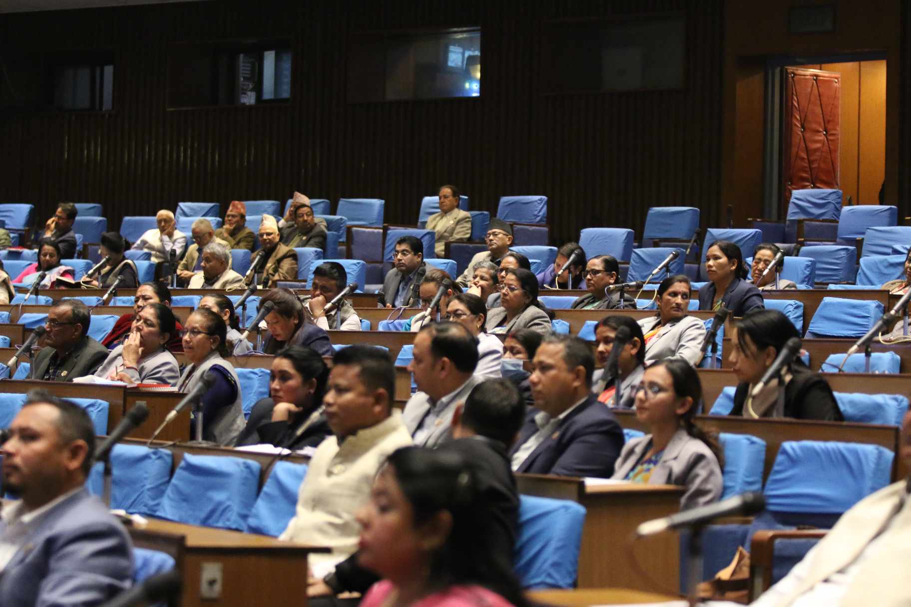 कांग्रेसको प्रश्न : पुन पक्राउ पर्दा लामिछानेलाई गृहमन्त्री, उहाँ स्वर्गबाट आएको हो ? 