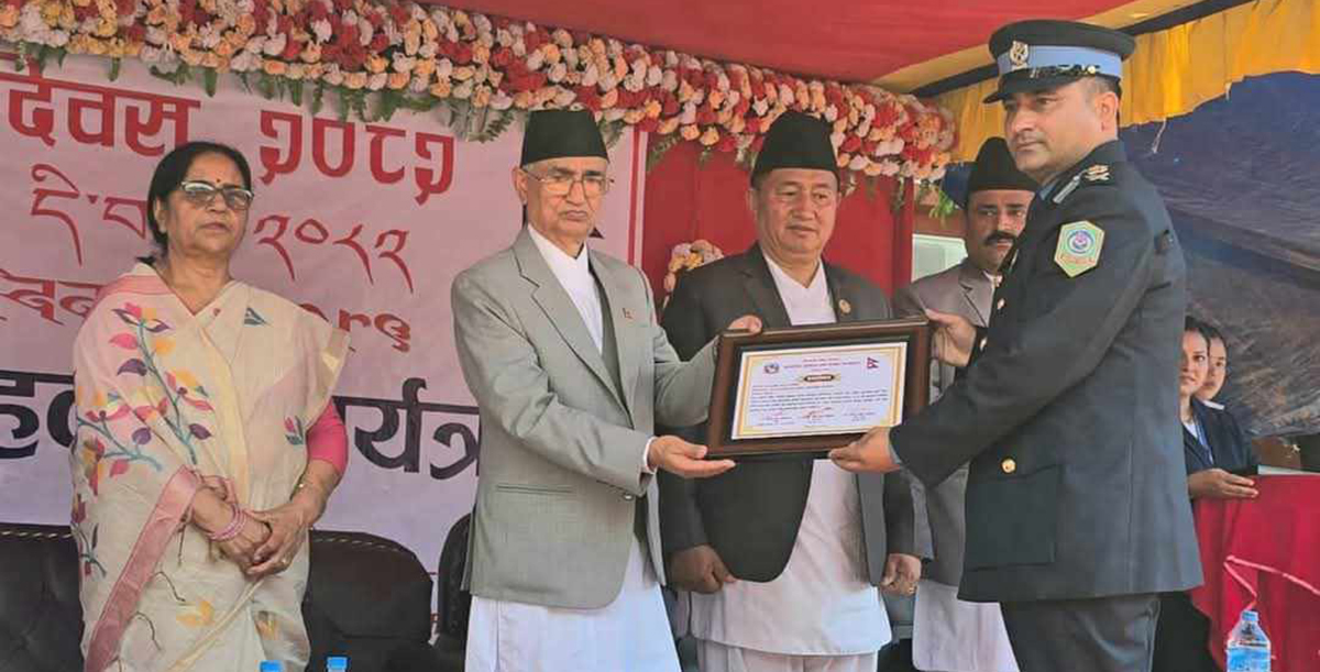 एसपी सुवेदी पुरस्कृत