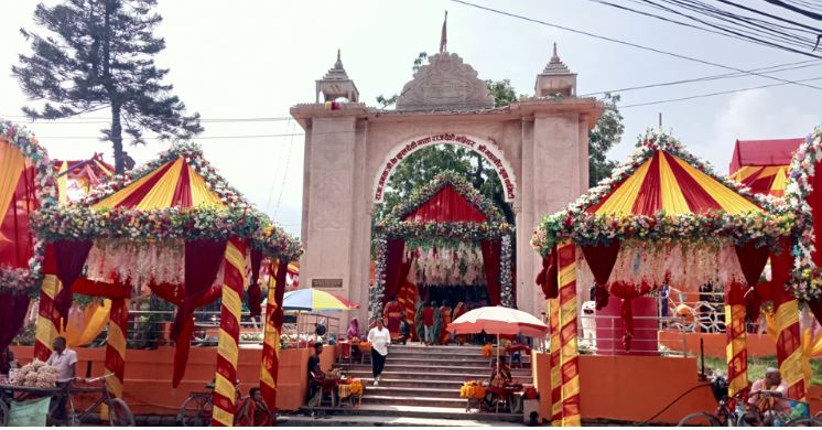 जनकपुरधामको राजदेवी मन्दिरमा १५ हजार बोकाको बलि 