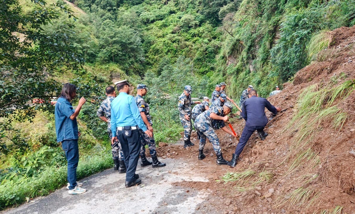 प्युठान–भालुबाङ, तम्घास–रिडी सडक, सहिदमार्ग अवरुद्ध