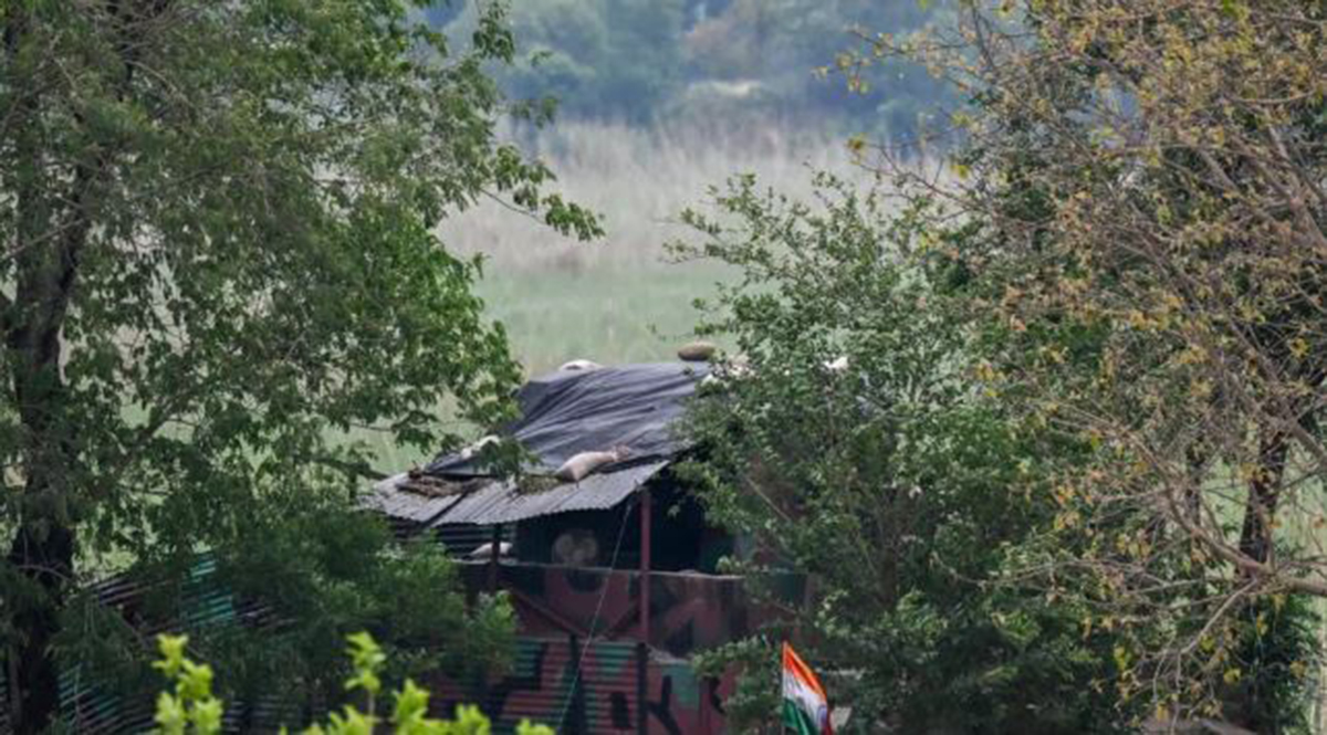 भारत र पाकिस्तानको सिमानामा रहेका बासिन्दा फिर्ता