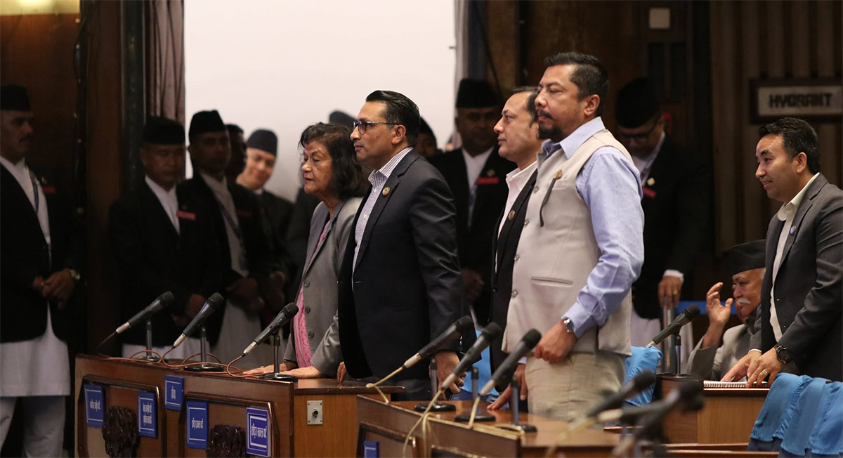 रास्वपा र राप्रपाको विरोध, फेरि गरे बैठक बहिष्कार