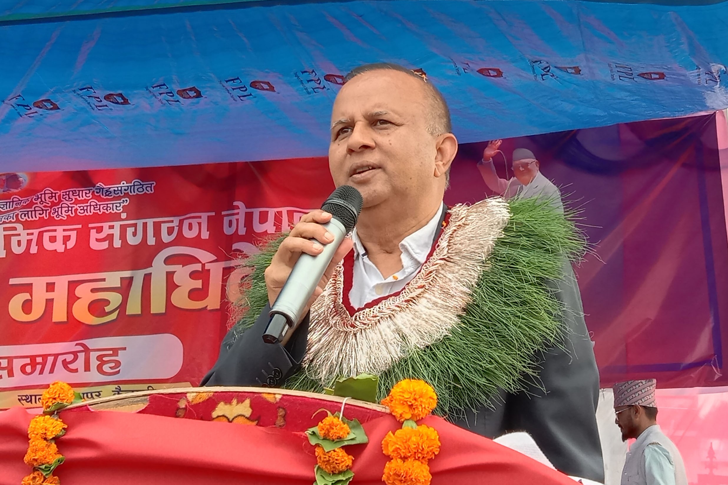 लोकतन्त्रको विकल्प हुनसक्दैन : शंकर पोखरेल