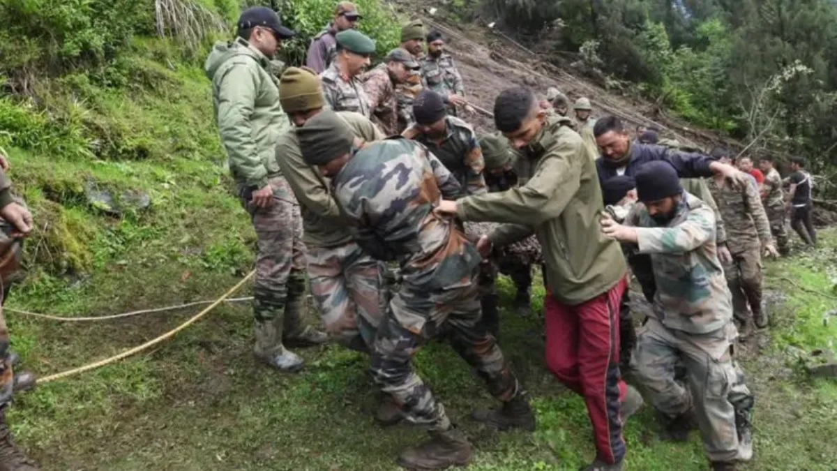 सिक्किममा पहिरोमा परी तीन सैनिकको मृत्यु, ६ जना बेपत्ता