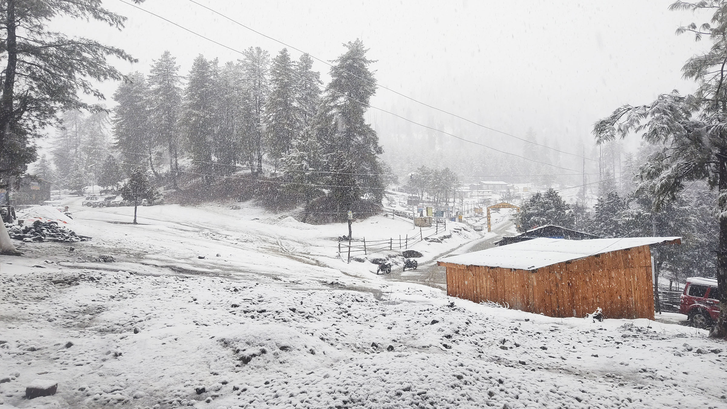 रारा क्षेत्रमा हिमपात