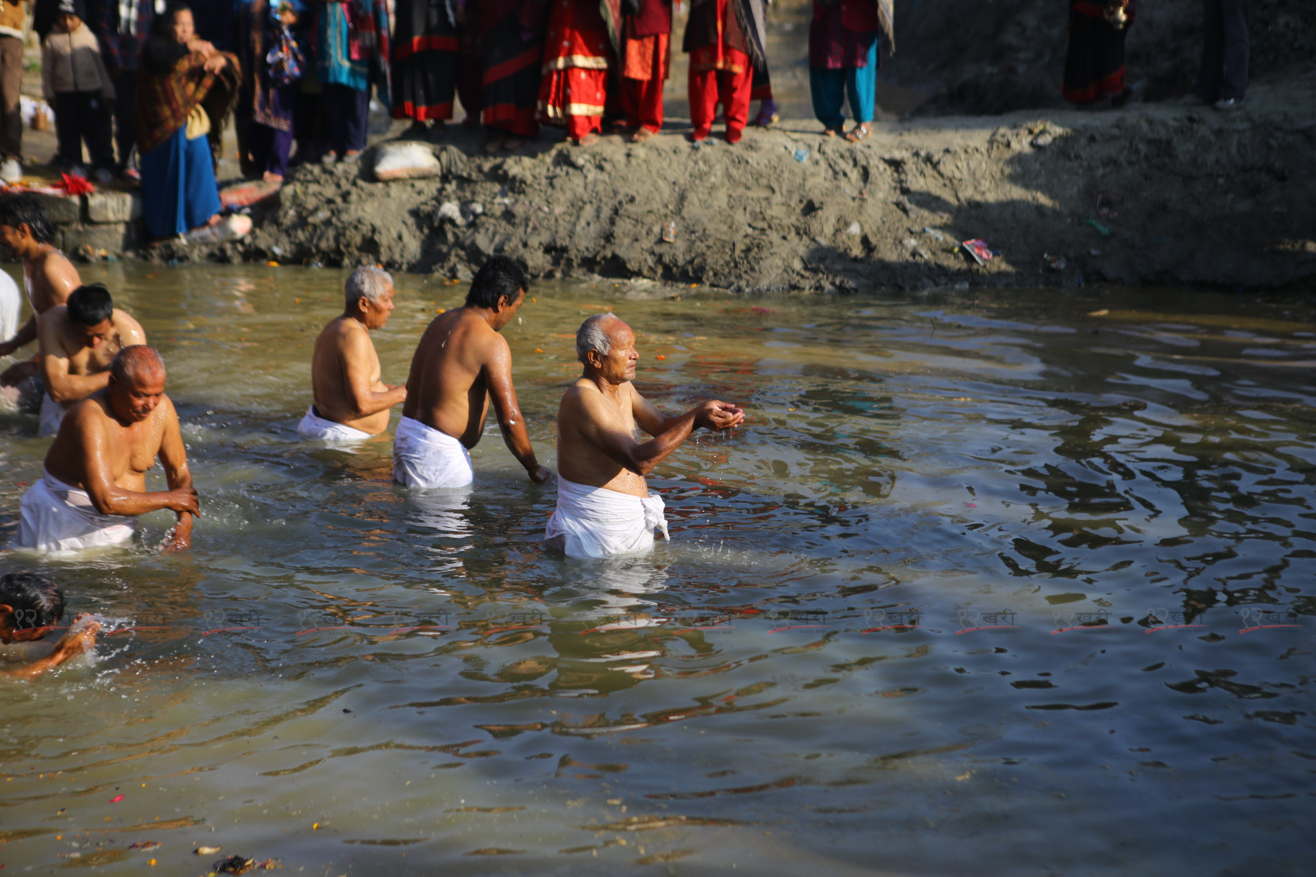 sunilpradhan_hanumanghat_12khariphoto-411672988158.jpg