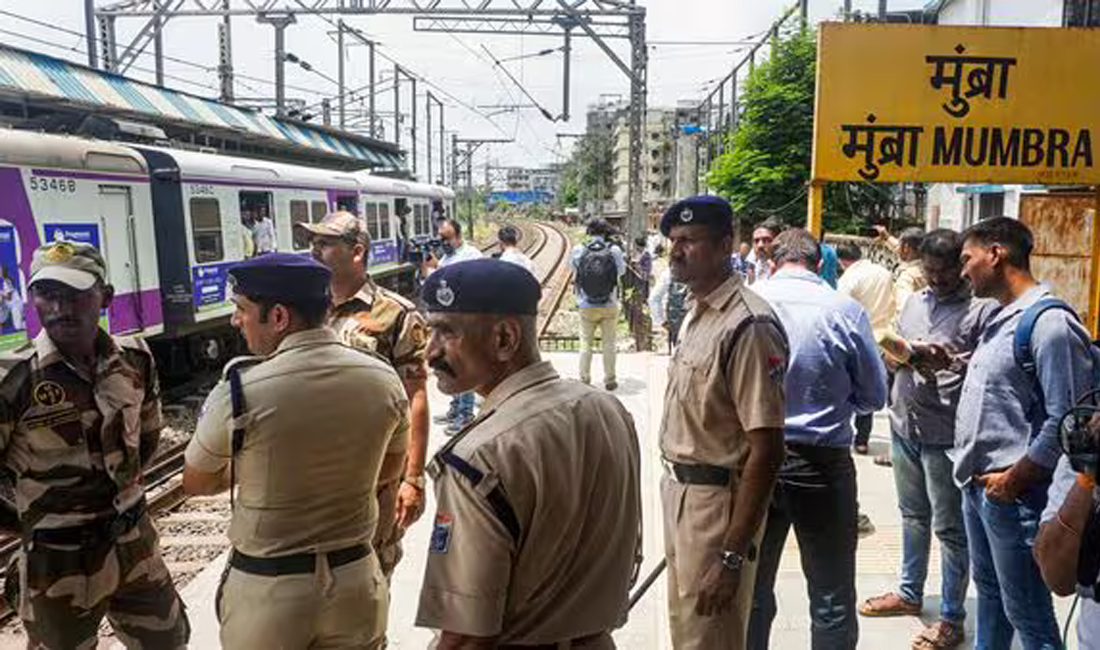 महाराष्ट्रमा रेलबाट खस्दा चारजनाको मृत्यु, नौ घाइते