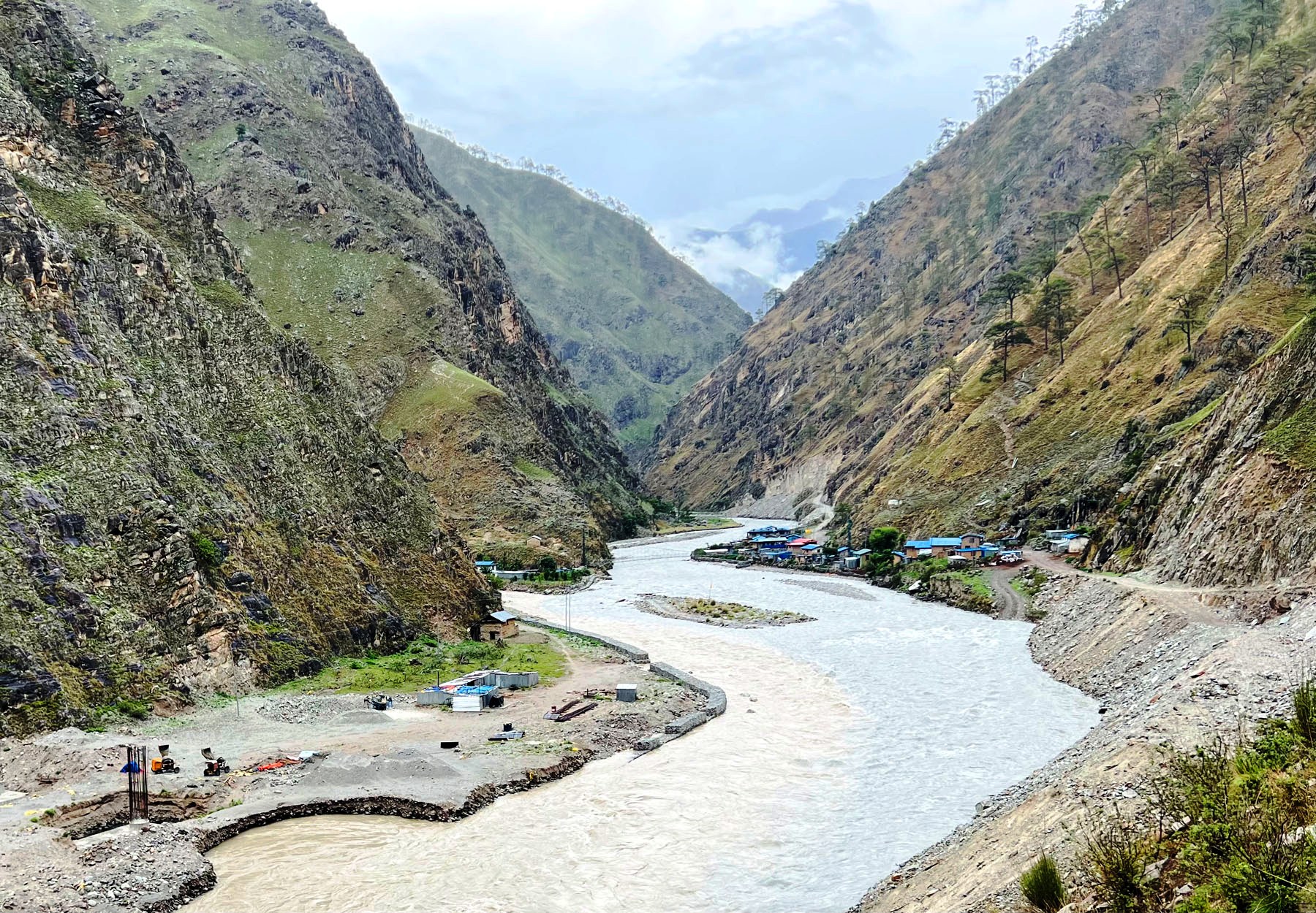 त्रिवेणीबजार