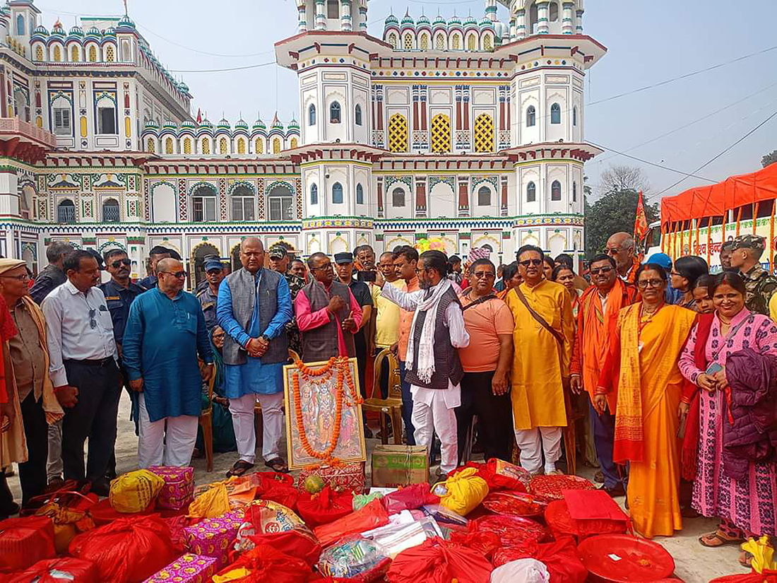 मधेसका मुख्यमन्त्री २५१ सदस्य प्रतिनिधिमण्डलको नेतृत्व गर्दै अयोध्या प्रस्थान