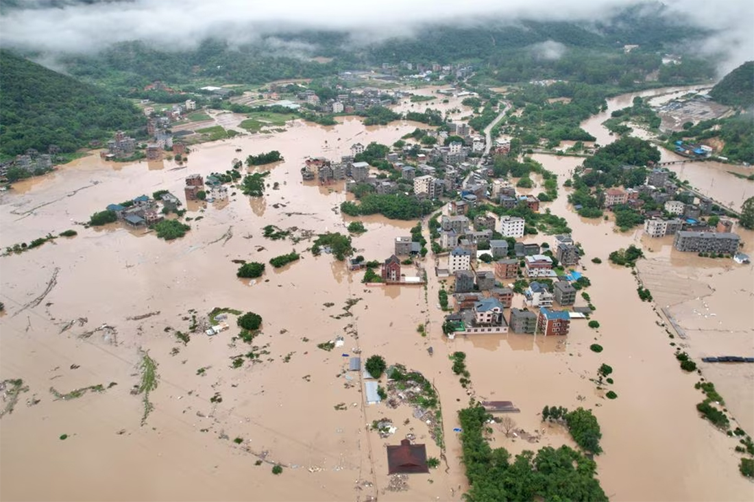 बाढीका कारण दक्षिण चीनको ग्वाङडोङका ८० हजार मानिस विस्थापित